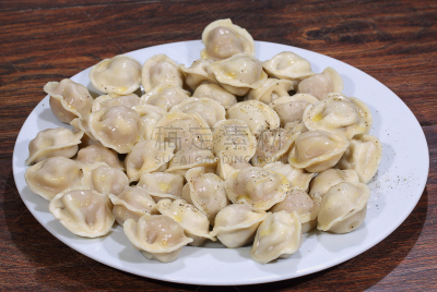 饺子,盘子,热,白色,西伯利亚,餐具,水平画幅,枝繁叶茂,酸味,奶油