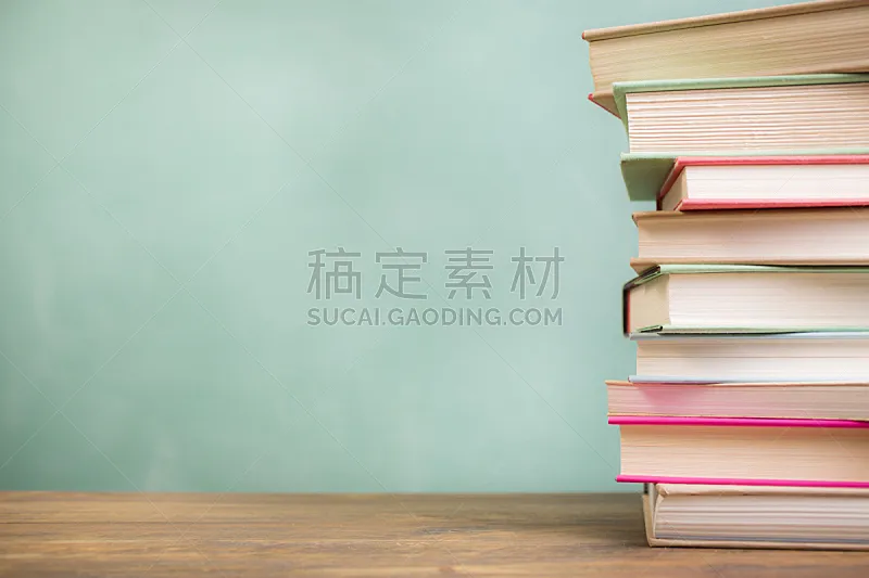 教科书 学校 书桌 背景 黑板 堆 书 重返校园 练习本 家庭作业图片素材下载 稿定素材 教科书 学校 书桌 背景 黑板 堆 书 重返校园 练习本 家庭作业图片素材下载 稿定素材