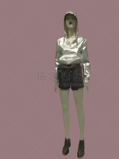 人造模特,女性,全身像,动物的育儿袋,外耳,袖子,风帽,口袋,短裤,垂直画幅