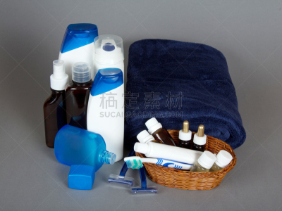 化妆用品,毛巾,男人,巨大的,速度滑冰,个人随身用品,褐色,水平画幅,须后水,人的脸部