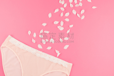 白色,短灯笼裤,女性,花瓣,平铺,情人节,超现实主义的,早晨,夏天,仅成年人