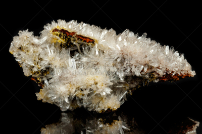 矿物质,异极矿,水晶,黑色背景,摇滚手势,石材,大特写,钙,自然界的状态,背景分离