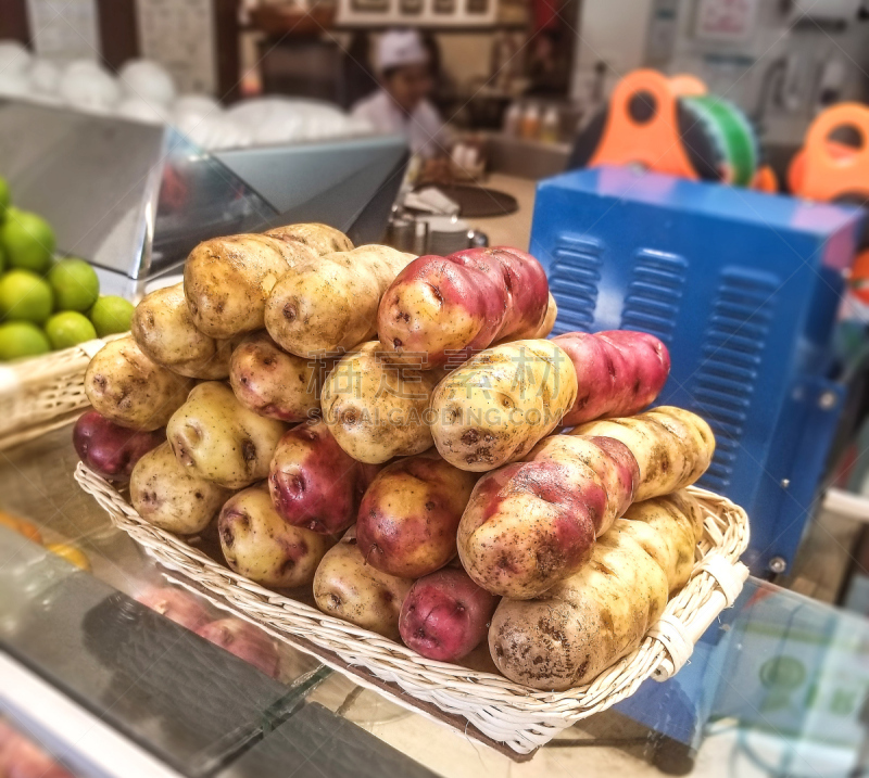 秘鲁马铃薯,水平画幅,食品杂货,素食,山药,无人,超级市场,生食,货摊,淀粉粒