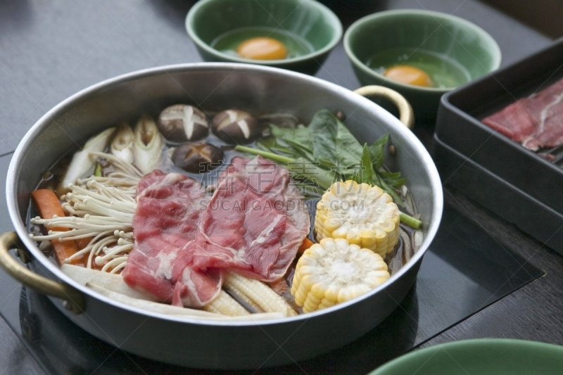 涮涮锅,寿喜烧,日式火锅菜,水平画幅,无人,玉米,锅,食用菌,汤,日本食品