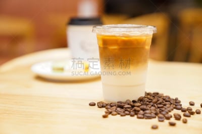 木制,拿铁咖啡,咖啡豆,快餐店,桌子,饮料,寒冷,清新,背景分离,杯