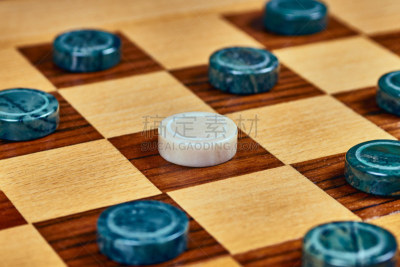 半贵重宝石,西洋跳棋,组物体,白色,绿色,褐色,石材,木制,格子图案,部分