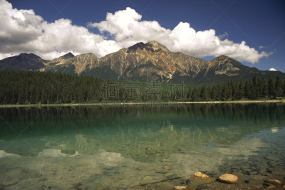 pyramid mountain,碧玉,杰士伯,水,天空,水平画幅,绿色,无人,蓝色,户外