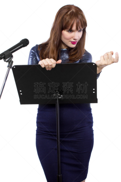 演说家,白色背景,女性,垂直画幅,讲师,商务研讨会,仅成年人,会议,培训课,知识