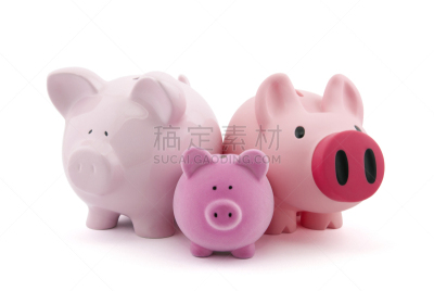 小猪扑满,背景分离,家庭,水平画幅,小的,可爱的,无人,金融,组物体,幽默