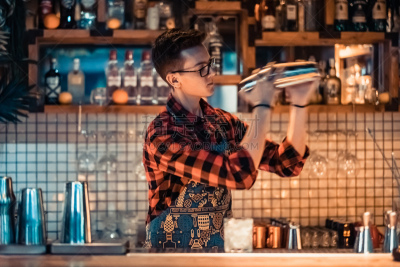 鸡尾酒,美味,背景分离,杯,华贵,仅一个男人,复古风格,广口瓶,钢铁,自制的