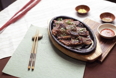 烤肉架,韩式烧牛肉,炊具,韩国食物,肉,晚餐,饮食,食品,图像,美国