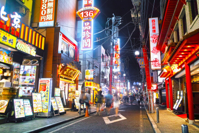 夜晚,中华街,旅游目的地,水平画幅,日本,人,群众,旅行者,户外,霓虹灯