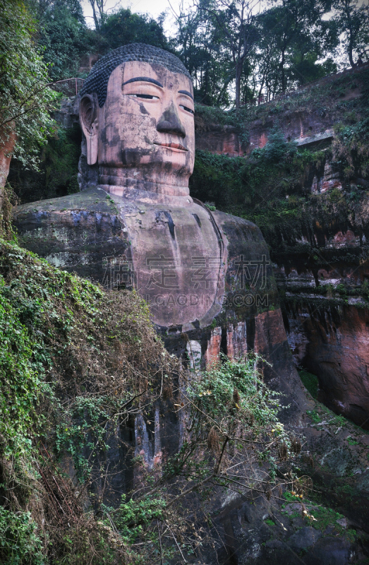 乐山大佛,乐山,大菩萨,四川省,垂直画幅,旅游目的地,无人,当地著名景点,巨大的