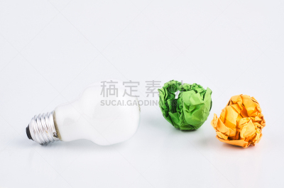 弄皱的,概念,创造力,想法,电灯泡,在上面,纸,白色背景,闪亮的,文书工作
