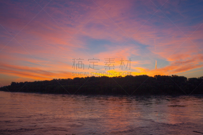 密苏里河,从上面看过去,水,水平画幅,无人,色彩鲜艳,云,早晨,河流,户外