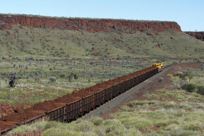 铁矿,海港,动物头,力拓集团,载荷舱,天然磁石,the pilbara,三齿稃,铁路运输,货运火车