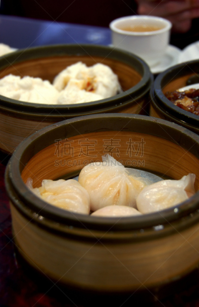 点心,饺子,虾,猪肉,小圆面包,中式小笼包,乌龙茶,中国茶,蒸锅,垂直画幅