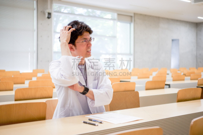 男人,演讲室,长袍,白色,讲师,留白,半身像,黑发