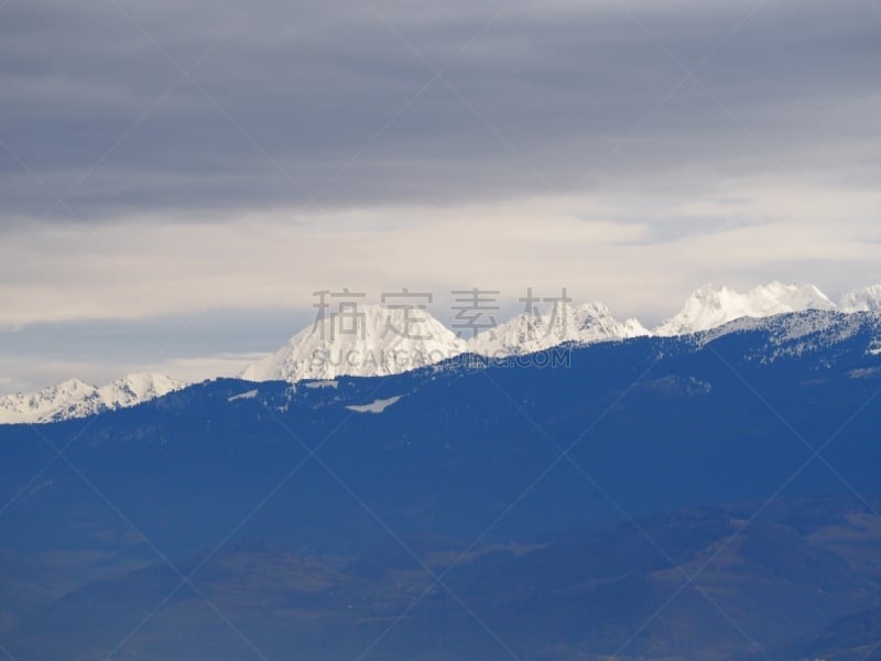 Grenoble, France – December 23, 2018: photography showing a sea of clouds above the city of Grenoble during a morning of december. The photography was taken at La Bastille viewpoint. La Bastille is a fortress culminating at 476 m (1,561ft) above sea level