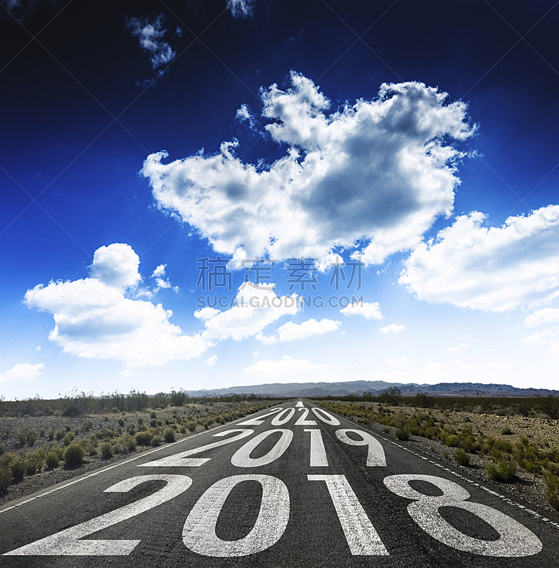 2018,新年前夕,前进的道路,2019,中庸,方向,新年,多车道公路,概念和主题,垂直画幅
