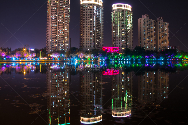 夜晚,城市,建筑外部,水,天空,水平画幅,无人,曙暮光,户外,湖