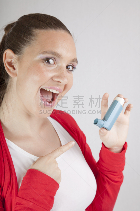 哮喘吸入器,可爱的,女孩,支气管树,哮喘,垂直画幅,褐色,人的嘴,白人,仅成年人