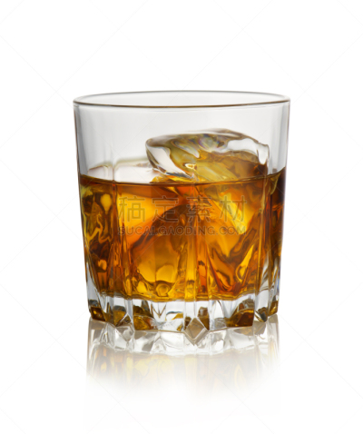 玻璃杯,威士忌,冰块,饮料,寒冷,含酒精饮料,一个物体,背景分离,韧性,华贵