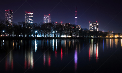 城市天际线,滨水,多伦多,天空,水平画幅,建筑,夜晚,无人,蓝色,商务旅行