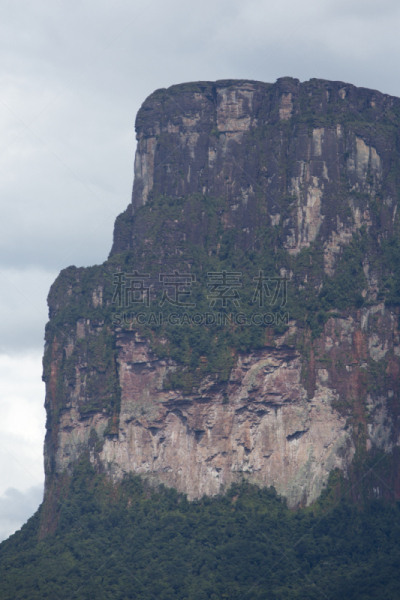 委内瑞拉,玻利瓦尔省,平顶山,canaima,垂直画幅,瀑布,纯净,旅行者,户外,石材
