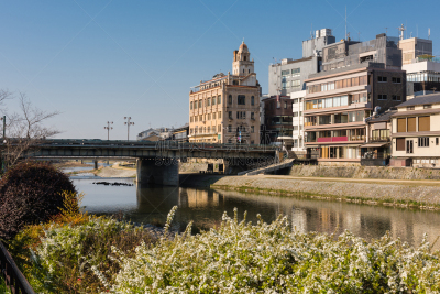 鸭川,京都府,日本,桥,都市风景,近畿区域,天空,水平画幅,无人,传统