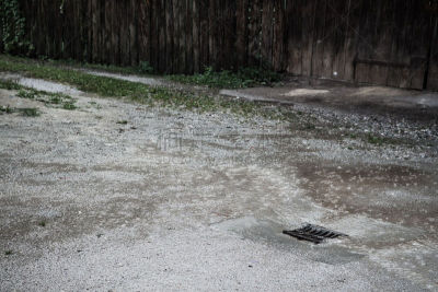 暴雨水沟,暴雨,金属格栅,污水,水灾,水,暴风雨,洞,水平画幅,无人