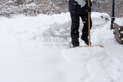 雪,冬天,小路,男人,寒冷,冬季服务,水平画幅,潮湿路滑标志,路,户外