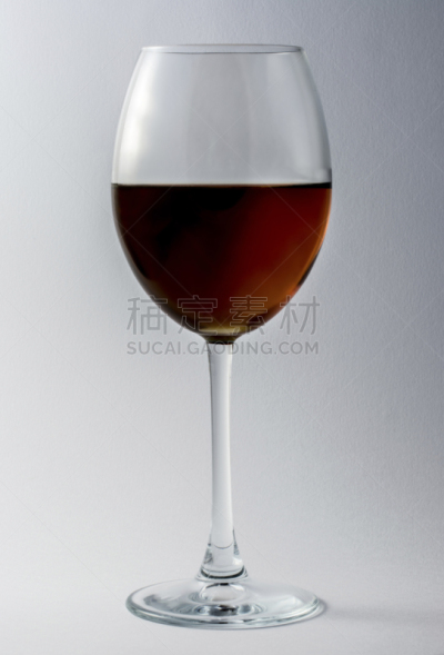 玻璃杯,白葡萄酒,垂直画幅,高尔夫球运动,无人,佩永,酒杯湾,匿名戒毒会,俄罗斯,摄影