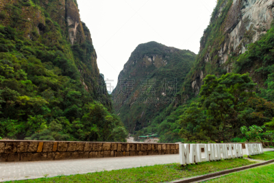 温泉镇,山,马丘比丘,印第安人村庄,乡村,交通标志,印加人文明,水平画幅,无人,雨林