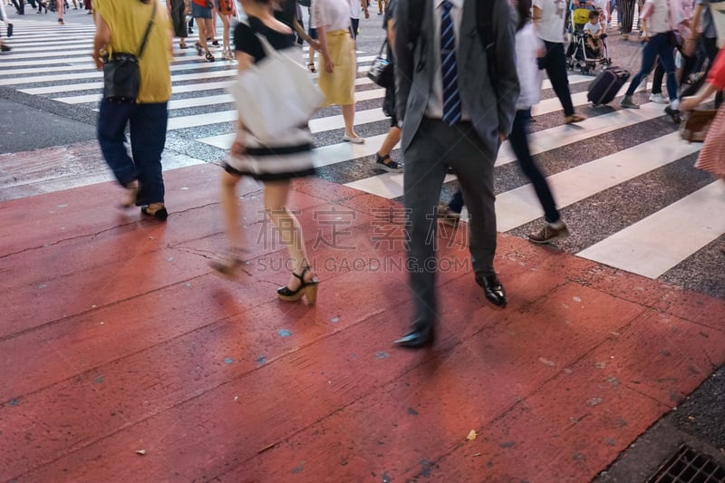 横越,休闲活动,忙碌,家庭生活,十字路口,男商人,都市风景,白色,风景,街道