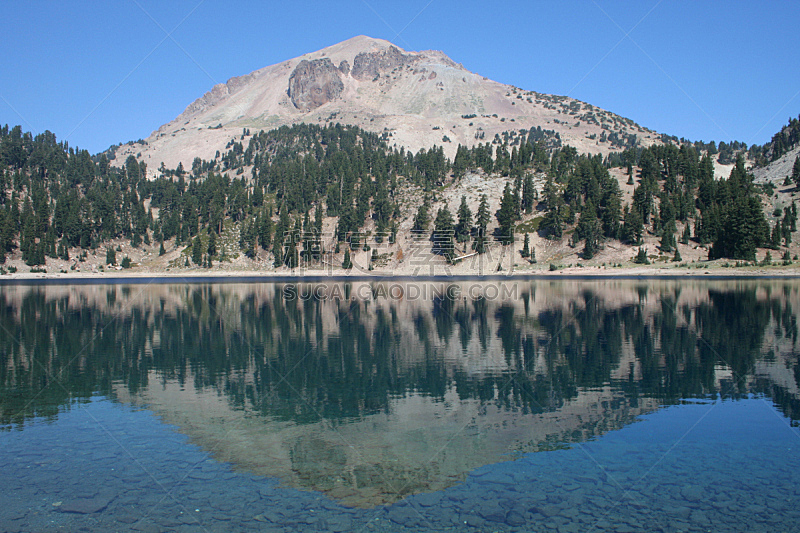 湖,自然,水平画幅,地形,熔岩,无人,蓝色,火山地形,石灰石,反射