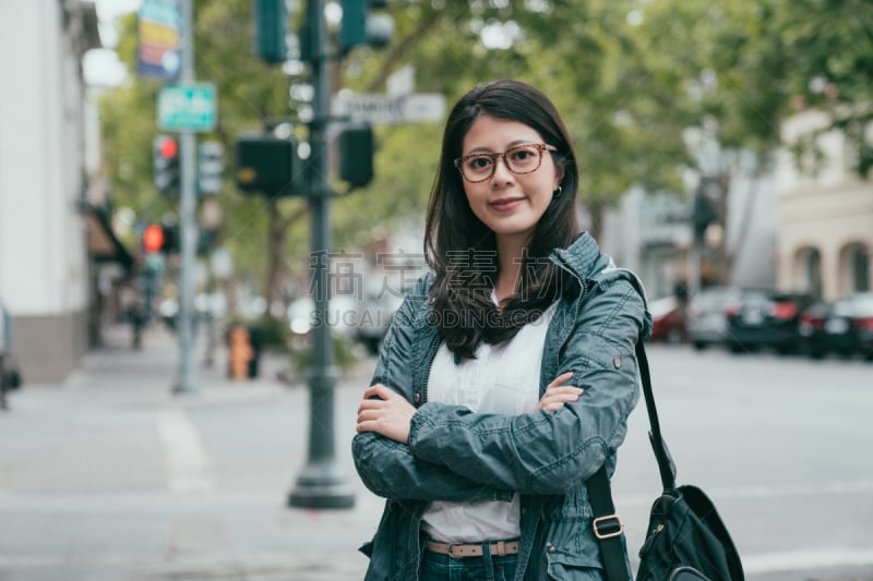 女商人,手臂,横越,商务,专业人员,肖像,加利福尼亚,女人,旧金山湾区,户外