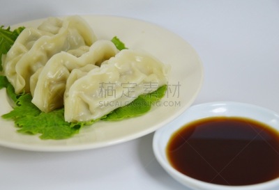 饺子,酱油,煮食,馄饨,餐具,水平画幅,无人,开胃酱,甜食,盘子