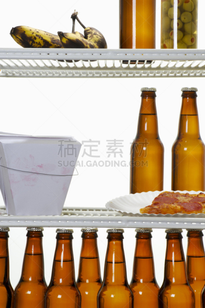 冰箱,一个物体,羊毛帽,男人,饮料,寒冷,学校公寓,食品,多余,瓶子