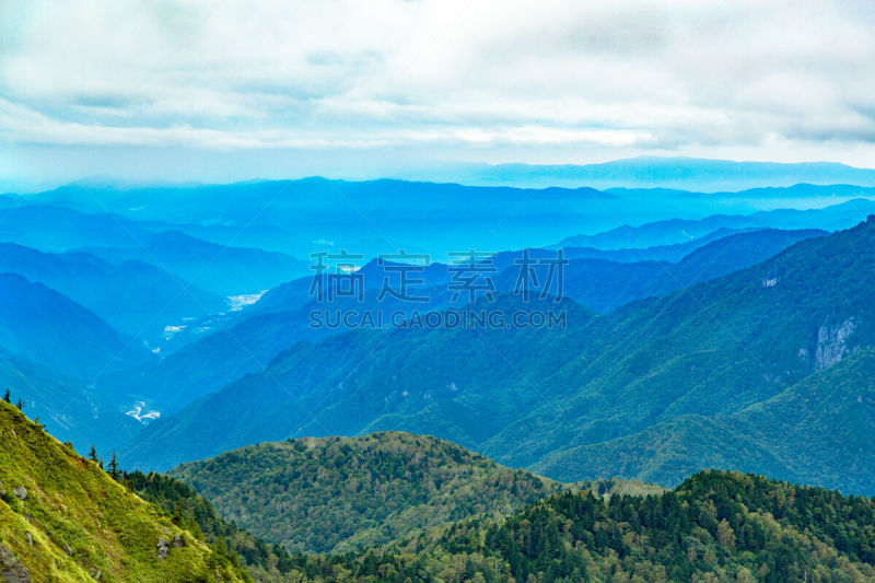 山,烧岳,中部山岳国立公园,飞驒山脉,竹子叶,登山杖,留白,休闲活动,水平画幅,枝繁叶茂