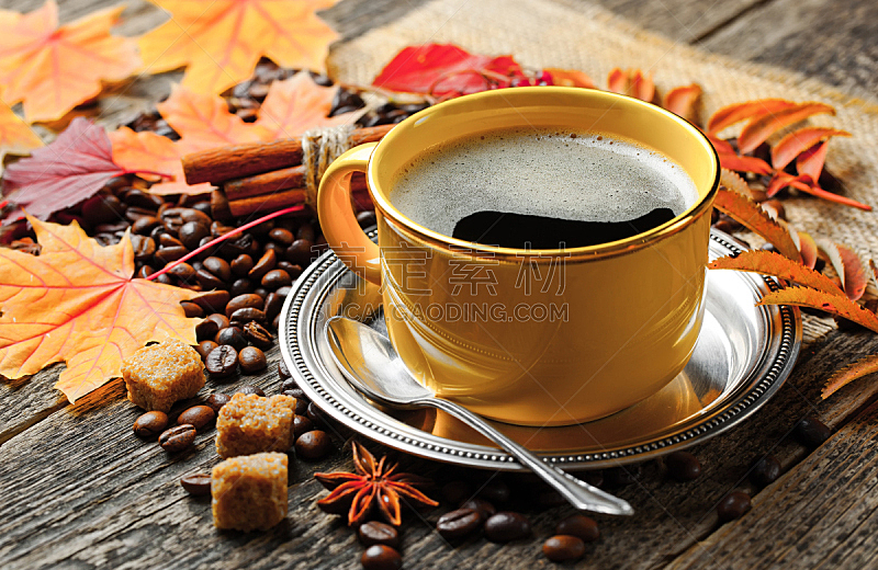 黑咖啡,磨咖啡机,烤咖啡豆,早餐,水平画幅,秋天,无人,茶碟,饮料,咖啡