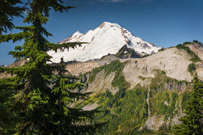 舒克森山,锐角,国家森林公园,卡斯基德山脉,美国西北太平洋地区,国内著名景点,华盛顿州,西北,雪山,雪