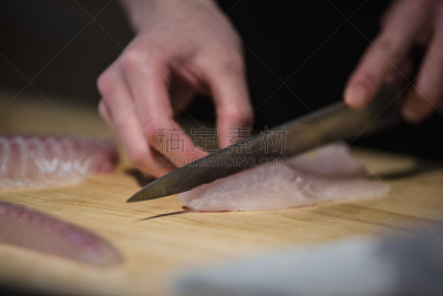 生鱼片,海产,清新,切片食物,工艺品,板前厨师,鲑鱼排,商业厨房,餐刀,正面视角