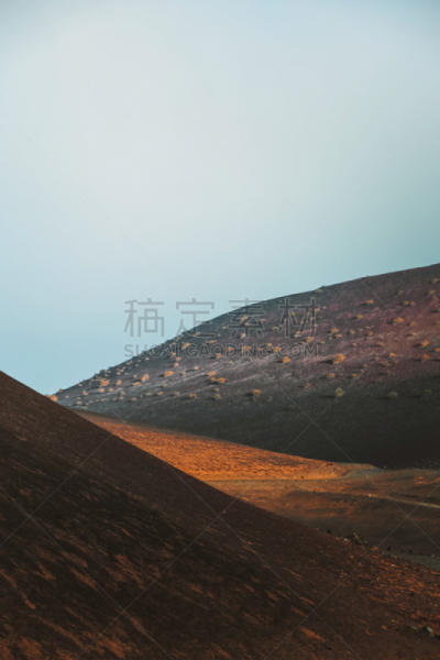 兰萨罗特岛,山,timanfaya national park,火山,垂直画幅,天空,褐色,云,无人,火山地形