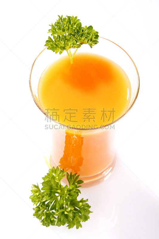 胡萝卜汁,垂直画幅,胡萝卜,绿色,橙色,无人,玻璃,玻璃杯,果汁,饮料
