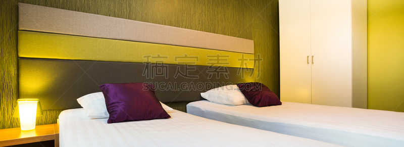 卧室,彩色图片,化学元素周期表,水平画幅,夜晚,无人,灯,家具,现代,用具