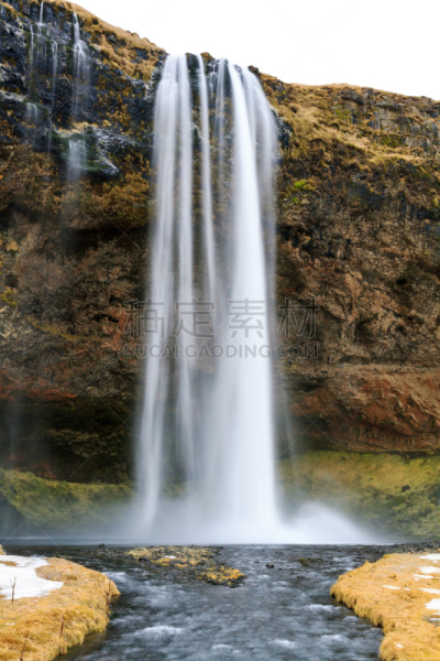 冰岛国,塞里雅兰瀑布,seljalandsfoss waterfall,预兆的,垂直画幅,水,美,雪,瀑布,无人