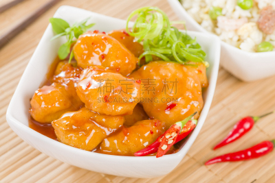 鸡肉,红辣椒粉,辣椒酱,高视角,开胃品,辣椒,球体,白色,晚餐,炸鸡