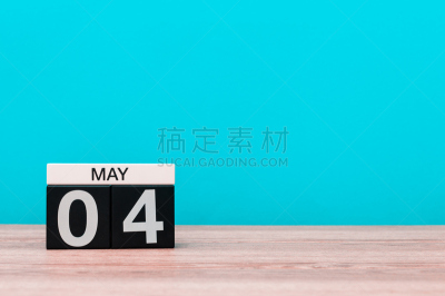 第四天,五月,日历,月,留白,无人,春天,青绿色背景,四个物体,星期一