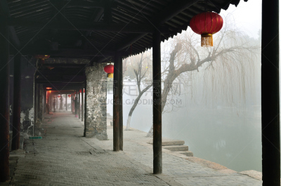 古典式,走廊,建筑,周庄,苏州,屋檐,建筑檐口,过道,水,柳树